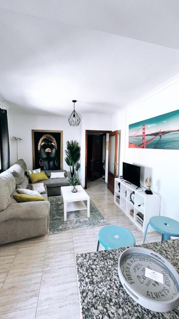 Apartamento Cruces Apartment เอลปูแอร์โต เด ซานตามาริอา ภายนอก รูปภาพ